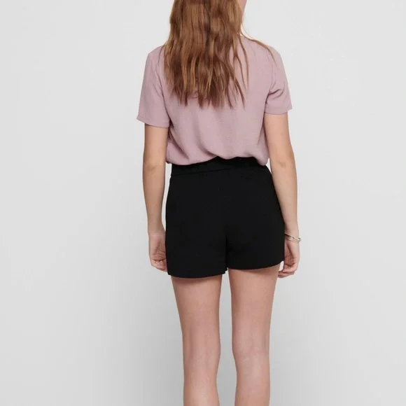 Jacqueline de Yong ‘Joygeggo’ Black Shorts M - Picture 2 of 8